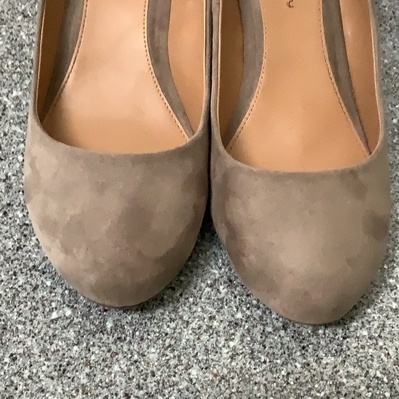 Chinese Laundry Nima Wedge Heels, 10M - Picture 2 of 5